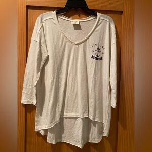 Salt Life Women’s V-Neck Off White 3/4 Sleeves  Shirt NWT Size S